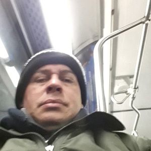 Meet your Posher, Jose